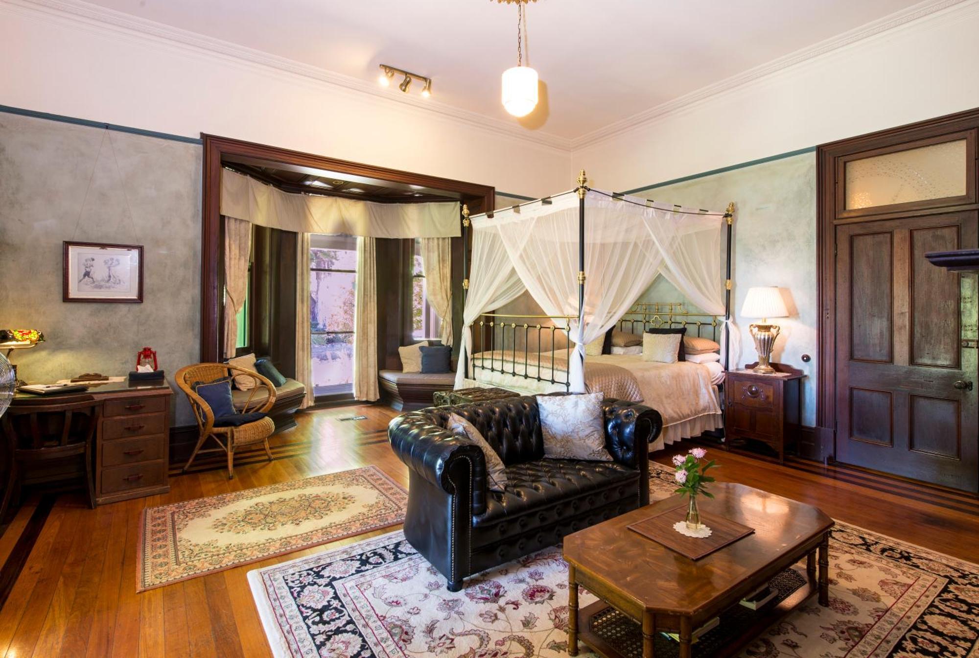 Vacy Hall Toowoomba'S Grand Boutique Hotel Since 1873 Exteriör bild
